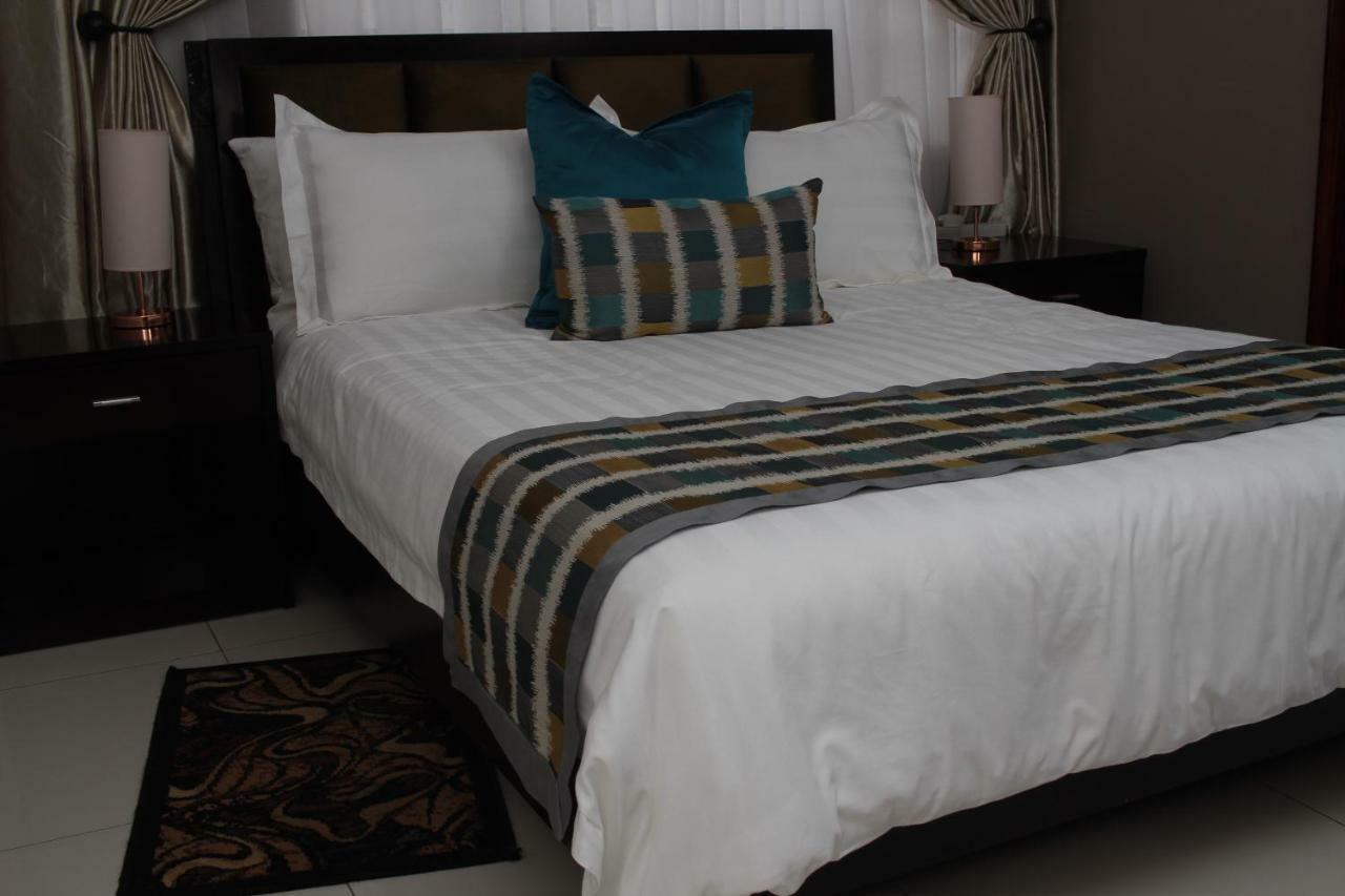 Triple Palms Bed&Breakfast Gaborone Exterior foto